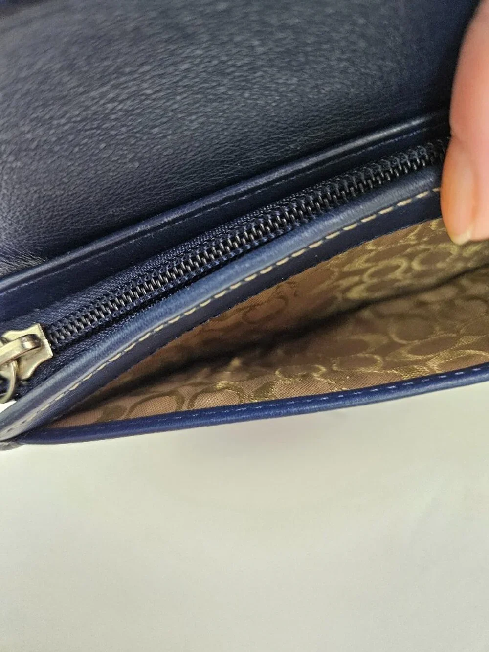 Coach Hamilton Compact Clutch Navy Blue Leather Bifold Snap Wallet